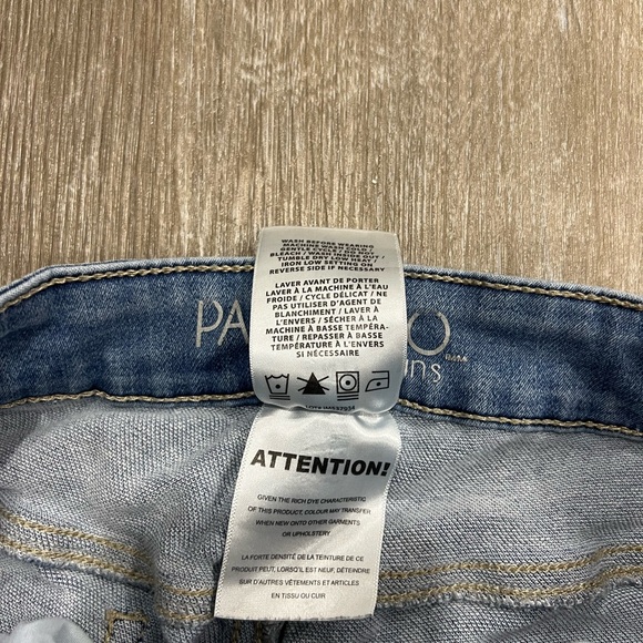 Parasuco Bermuda Jean Shorts - Picture 3 of 4